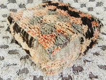 Load image into Gallery viewer, Moroccan floor pillow cover - S213, Floor Cushions, The Wool Rugs, The Wool Rugs, 