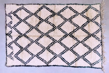 Load image into Gallery viewer, Vintage Beni Ourain rug 6x9 - V385, Rugs, The Wool Rugs, The Wool Rugs, 