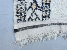 Load image into Gallery viewer, Beni ourain rug 6x9 - B692, Rugs, The Wool Rugs, The Wool Rugs, 
