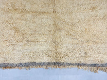 Load image into Gallery viewer, Vintage Moroccan rug 6x9 - V291, Rugs, The Wool Rugs, The Wool Rugs, 
