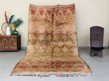 Load image into Gallery viewer, Vintage rug 6x9 - V461, Rugs, The Wool Rugs, The Wool Rugs, 