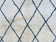 Load image into Gallery viewer, Beni ourain rug 5x8 - B694, Rugs, The Wool Rugs, The Wool Rugs, 
