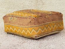 Load image into Gallery viewer, Moroccan floor cushion - S958, Floor Cushions, The Wool Rugs, The Wool Rugs, 