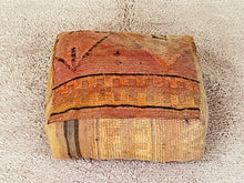 Load image into Gallery viewer, Moroccan floor cushion - S962, Floor Cushions, The Wool Rugs, The Wool Rugs, 