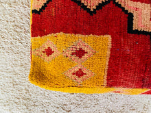 Load image into Gallery viewer, Moroccan floor cushion - S978, Floor Cushions, The Wool Rugs, The Wool Rugs, 

