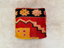 Load image into Gallery viewer, Moroccan floor cushion - S978, Floor Cushions, The Wool Rugs, The Wool Rugs, 
