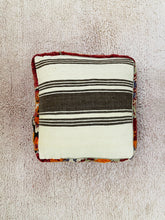 Load image into Gallery viewer, Moroccan floor cushion - S1157, Floor Cushions, The Wool Rugs, The Wool Rugs, 