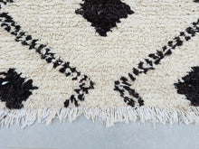 Load image into Gallery viewer, Vintage Moroccan rug 3x6 - V245, Rugs, The Wool Rugs, The Wool Rugs, 