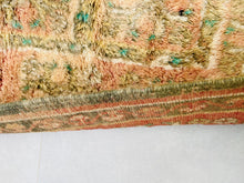 Load image into Gallery viewer, Vintage Moroccan rug 6x10 - V281, Rugs, The Wool Rugs, The Wool Rugs, 