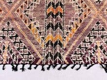 Load image into Gallery viewer, Vintage rug 5x10 - V359, Rugs, The Wool Rugs, The Wool Rugs, 
