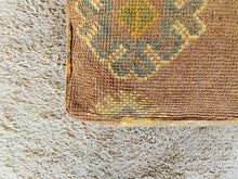 Load image into Gallery viewer, Moroccan floor cushion - S1436, Floor Cushions, The Wool Rugs, The Wool Rugs, 
