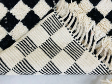 Load image into Gallery viewer, Checkered Rug 5x8 - CH8, Checkered rug, The Wool Rugs, The Wool Rugs, 