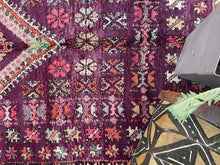Load image into Gallery viewer, Vintage Moroccan rug 6x12 - V242, Rugs, The Wool Rugs, The Wool Rugs, 
