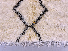 Load image into Gallery viewer, Vintage rug 6x7 - V360, Rugs, The Wool Rugs, The Wool Rugs, 
