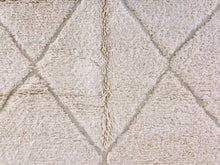 Load image into Gallery viewer, Beni ourain rug 6x9 - B840, Rugs, The Wool Rugs, The Wool Rugs, 
