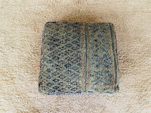 Load image into Gallery viewer, Moroccan floor cushion - S997, Floor Cushions, The Wool Rugs, The Wool Rugs, 