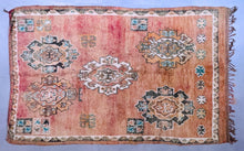 Load image into Gallery viewer, Vintage rug 6x10 - V495, Rugs, The Wool Rugs, The Wool Rugs, 
