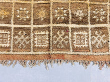 Load image into Gallery viewer, Vintage rug 5x12 - V436, Rugs, The Wool Rugs, The Wool Rugs, 