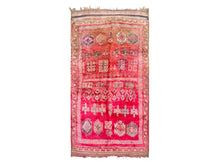 Load image into Gallery viewer, Vintage Moroccan rug 6x11 - V163