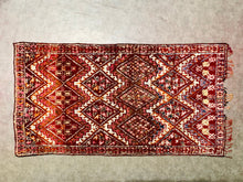 Load image into Gallery viewer, Vintage Moroccan rug 5x10 - V86, Vintage, The Wool Rugs, The Wool Rugs, 
