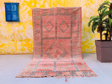 Load image into Gallery viewer, Vintage Moroccan rug 5x9 - V89, Vintage, The Wool Rugs, The Wool Rugs, 