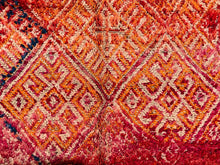Load image into Gallery viewer, Vintage Moroccan rug 5x9 - V110, Vintage, The Wool Rugs, The Wool Rugs, 