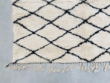 Load image into Gallery viewer, Beni ourain rug 6x10 - B57, Beni ourain, The Wool Rugs, The Wool Rugs, 
