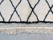 Load image into Gallery viewer, Beni ourain rug 6x10 - B251, Beni ourain, The Wool Rugs, The Wool Rugs, 
