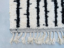 Load image into Gallery viewer, Beni Ourain rug 5x7 - A209, Azilal rugs, The Wool Rugs, The Wool Rugs, 