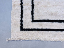 Load image into Gallery viewer, Beni ourain rug 6x9 - B281, Beni ourain, The Wool Rugs, The Wool Rugs, 