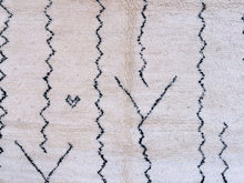 Load image into Gallery viewer, Beni ourain rug 6x10 - B215, Beni ourain, The Wool Rugs, The Wool Rugs, 