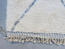 Load image into Gallery viewer, Beni ourain rug 6x9 - B244, Beni ourain, The Wool Rugs, The Wool Rugs, 