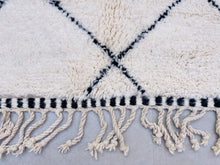 Load image into Gallery viewer, Beni ourain rug 8x11 - B369, Beni ourain, The Wool Rugs, The Wool Rugs, 
