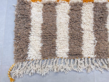 Load image into Gallery viewer, Beni ourain rug 7x9 - B345, Beni ourain, The Wool Rugs, The Wool Rugs, 