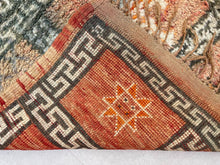 Load image into Gallery viewer, Vintage Moroccan rug 5x9 - V105, Vintage, The Wool Rugs, The Wool Rugs, 