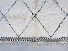Load image into Gallery viewer, Beni ourain rug 6x10 - B292, Beni ourain, The Wool Rugs, The Wool Rugs, 