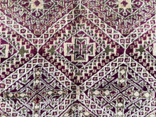Load image into Gallery viewer, Vintage Moroccan rug 6x11 - V138, Vintage, The Wool Rugs, The Wool Rugs, 