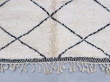 Load image into Gallery viewer, Beni ourain rug 8x12 - B382, Beni ourain, The Wool Rugs, The Wool Rugs, 