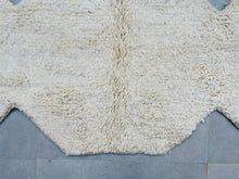 Load image into Gallery viewer, Beni Ourain rug 8x11 - B358, Beni ourain, The Wool Rugs, The Wool Rugs, 