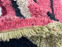 Load image into Gallery viewer, Vintage Moroccan rug 5x7 - V213, Vintage, The Wool Rugs, The Wool Rugs, 