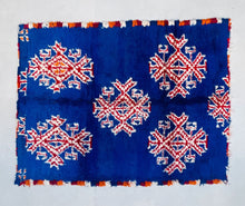 Load image into Gallery viewer, Vintage Moroccan rug 6x8 - V152, Vintage, The Wool Rugs, The Wool Rugs, 