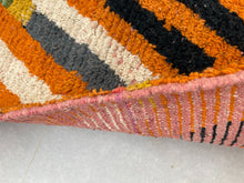 Load image into Gallery viewer, Boujad rug 5x8 - BO72, Boujad rugs, The Wool Rugs, The Wool Rugs, 
