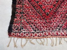 Load image into Gallery viewer, Vintage Moroccan rug 6x14 - V186, Vintage, The Wool Rugs, The Wool Rugs, 
