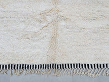 Load image into Gallery viewer, Beni ourain rug 6x10 - B258, Beni ourain, The Wool Rugs, The Wool Rugs, 