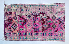 Load image into Gallery viewer, Vintage Moroccan rug 6x10 - V157, Vintage, The Wool Rugs, The Wool Rugs, 